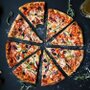 ドミノピザのハッピーレンジとは何かを徹底解説！ピザの種類に関係している？